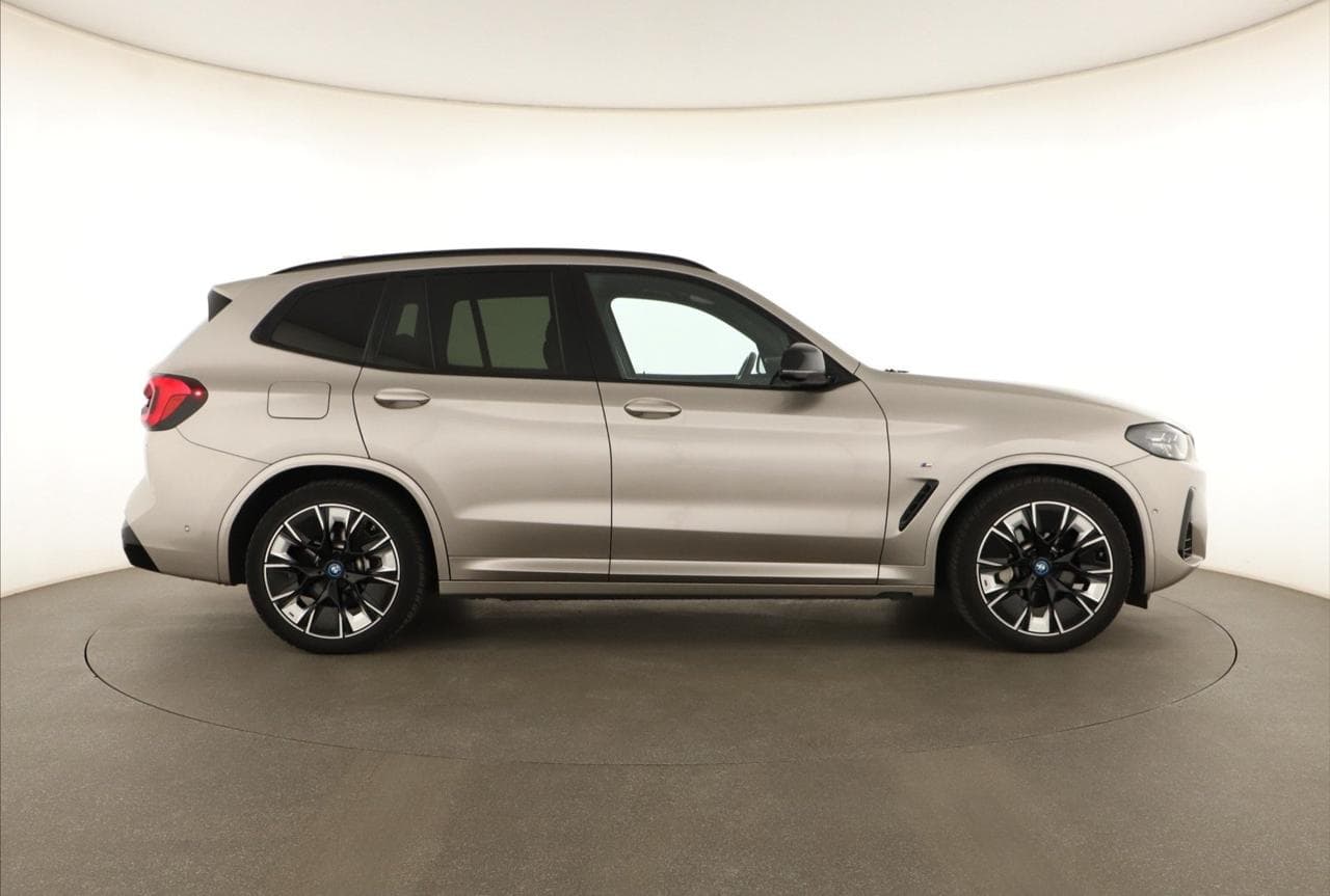 2022 BMW OSTATNÍ - 8