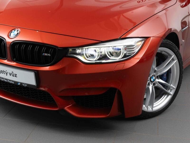 2016 BMW M4 - 7
