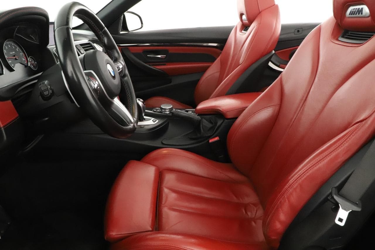 2015 BMW M4 - 13