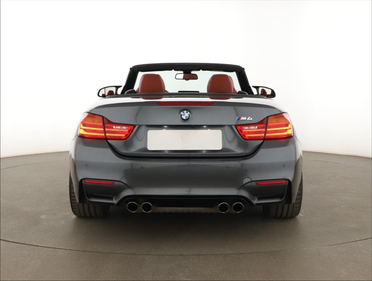 2015 BMW M4 - 6