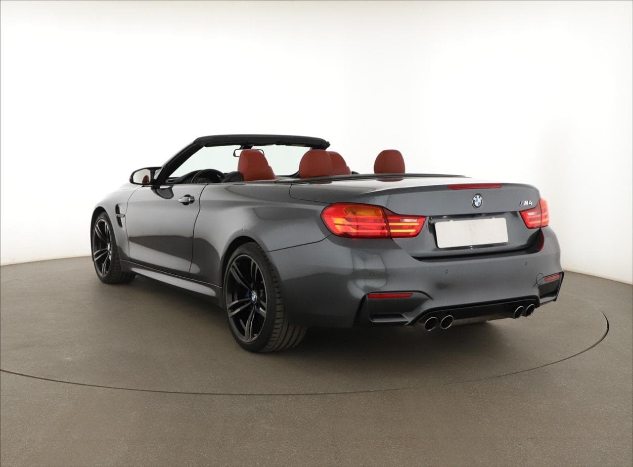 2015 BMW M4 - 5