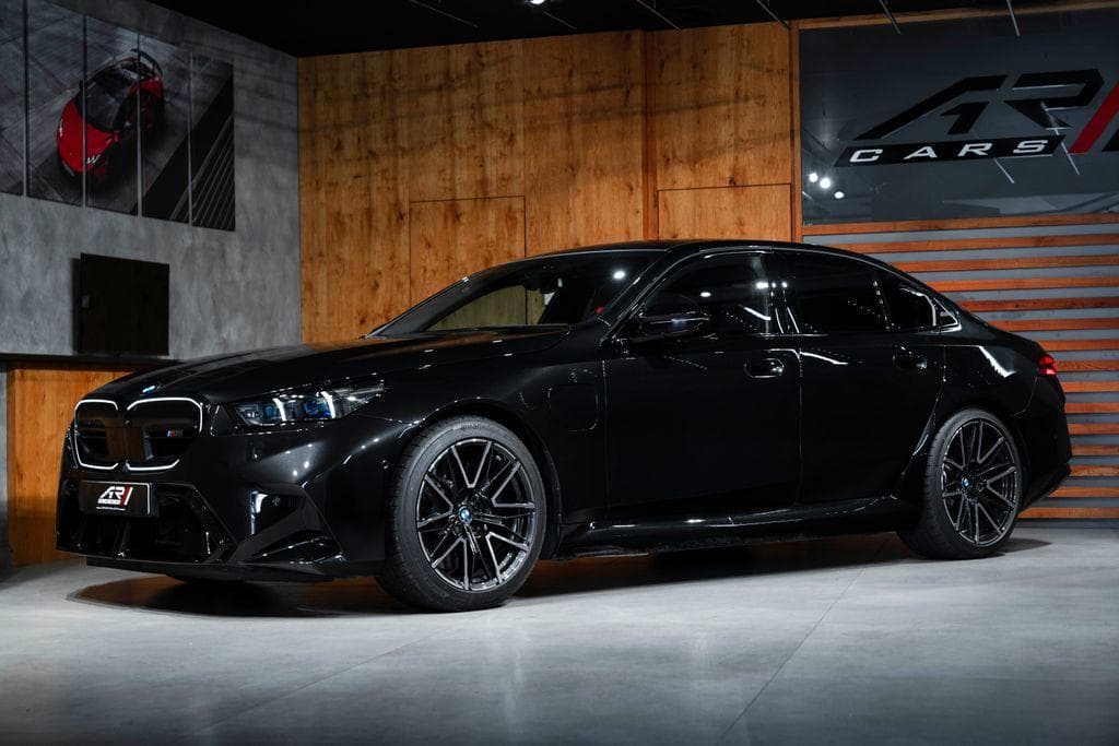 2026 BMW M5
