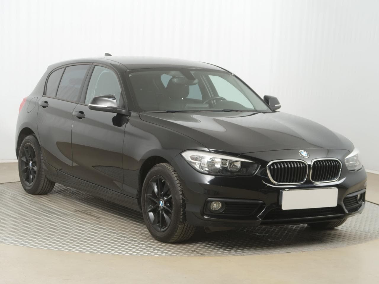 2016 BMW 1-SERIES