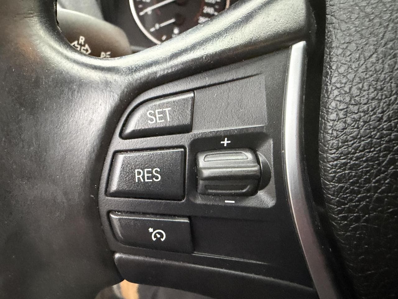 2013 BMW 1-SERIES - 12