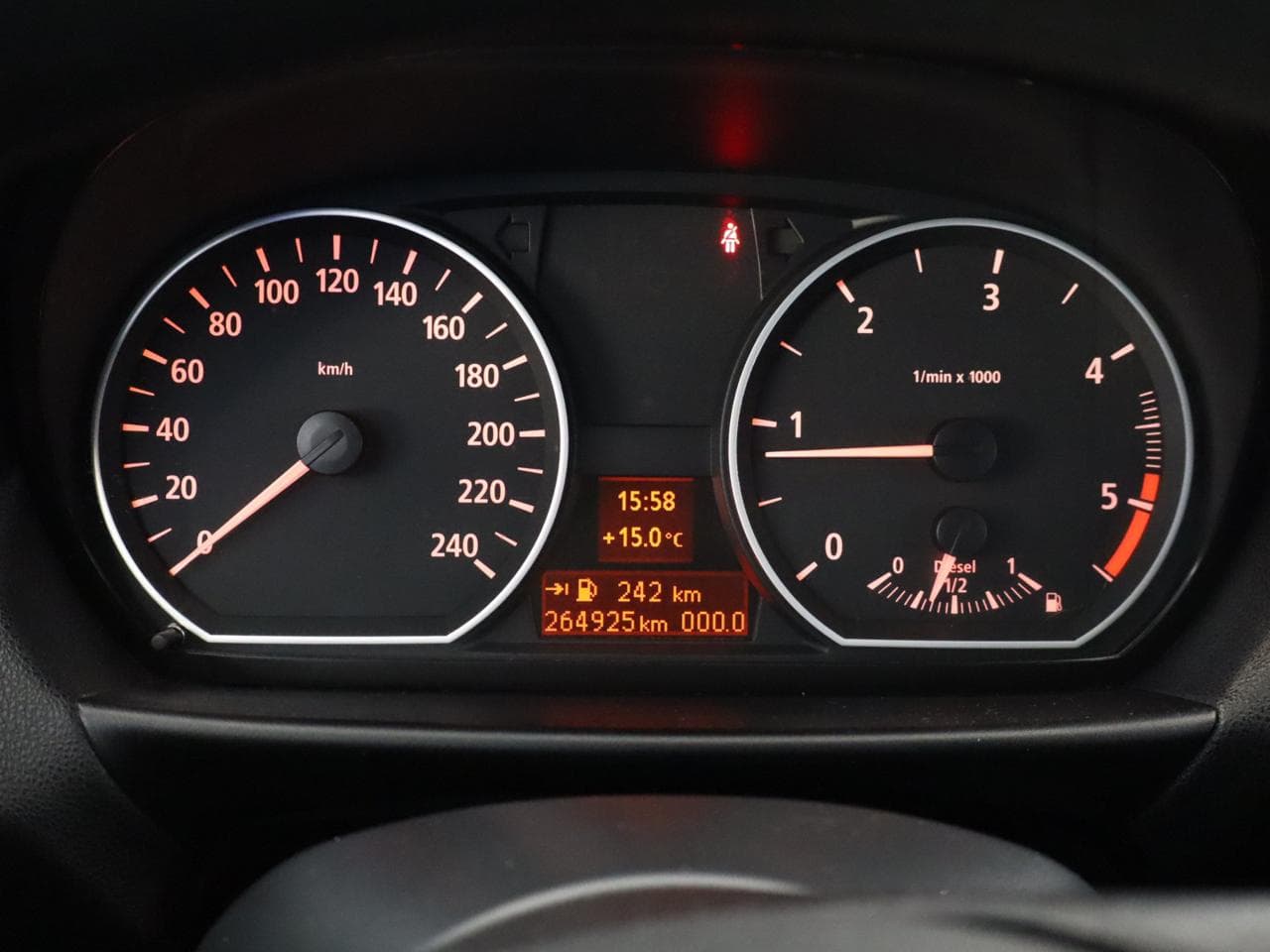2005 BMW 1-SERIES - 15