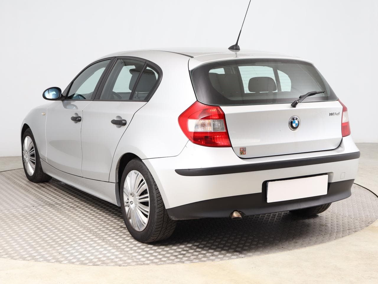 2005 BMW 1-SERIES - 5