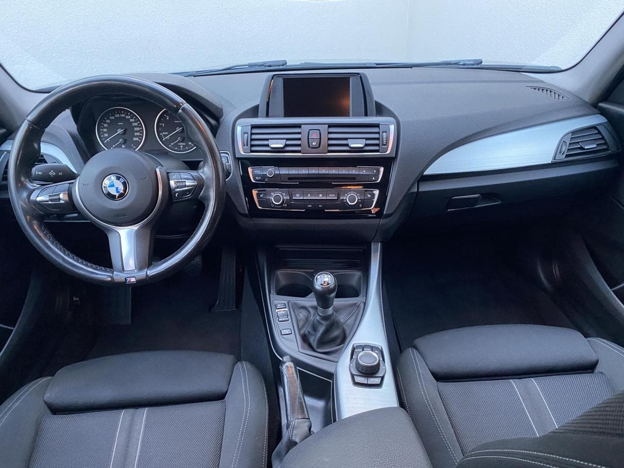 2016 BMW 1-SERIES - 8