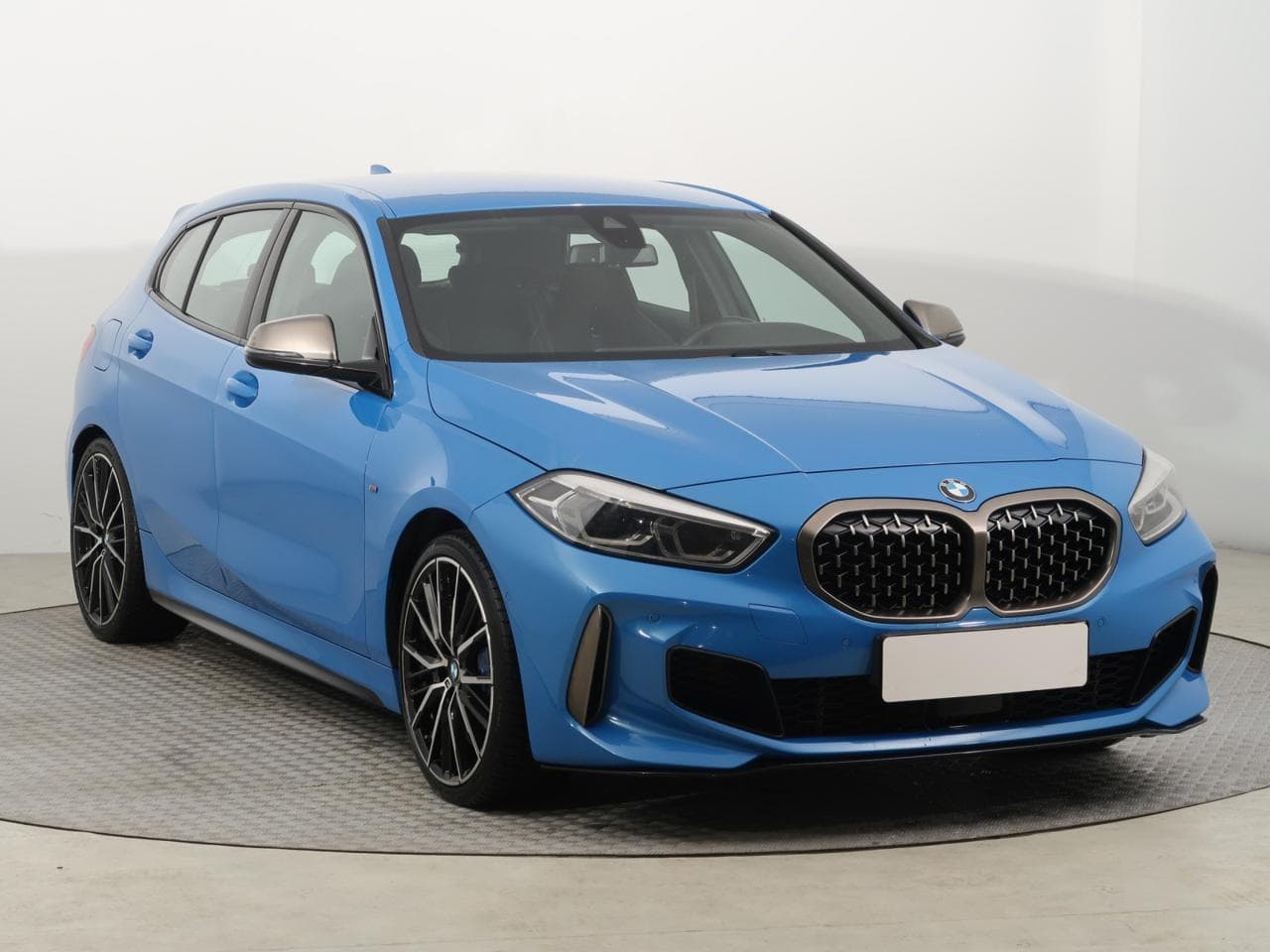 2019 BMW 1-SERIES