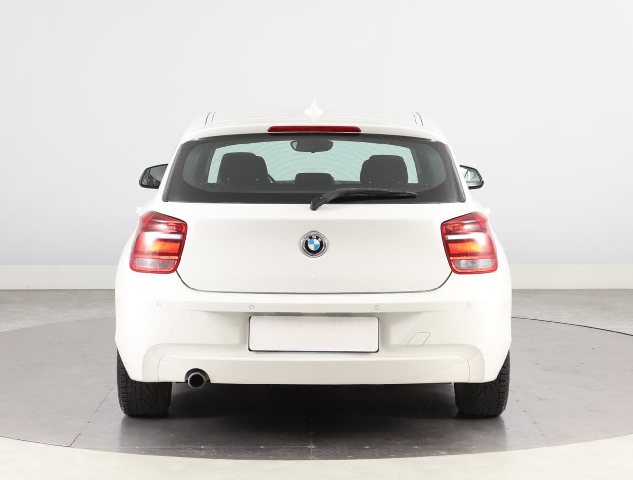 2013 BMW 1-Series - 6