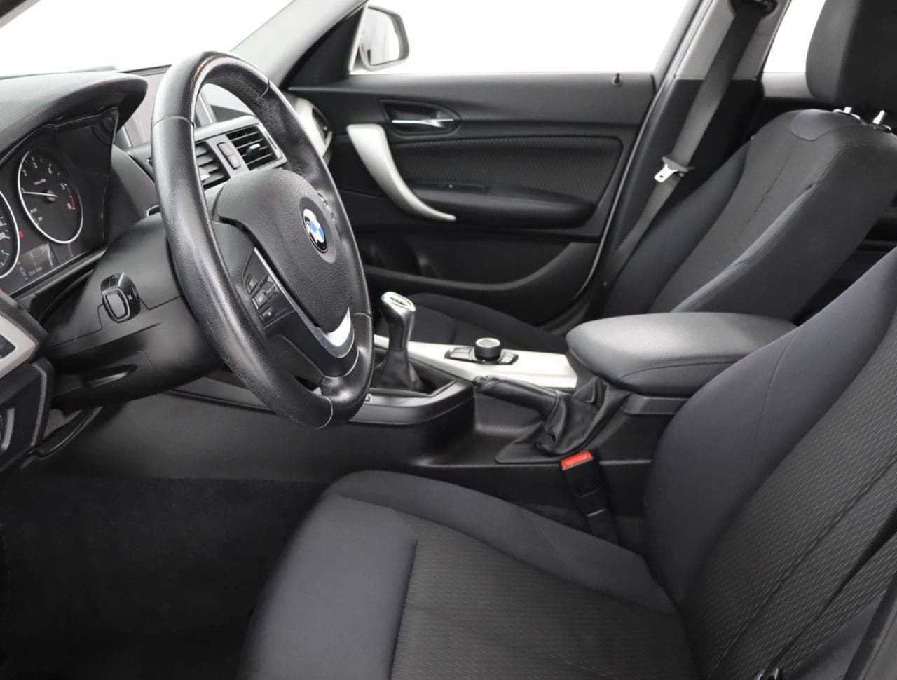 2013 BMW 1-Series - 16