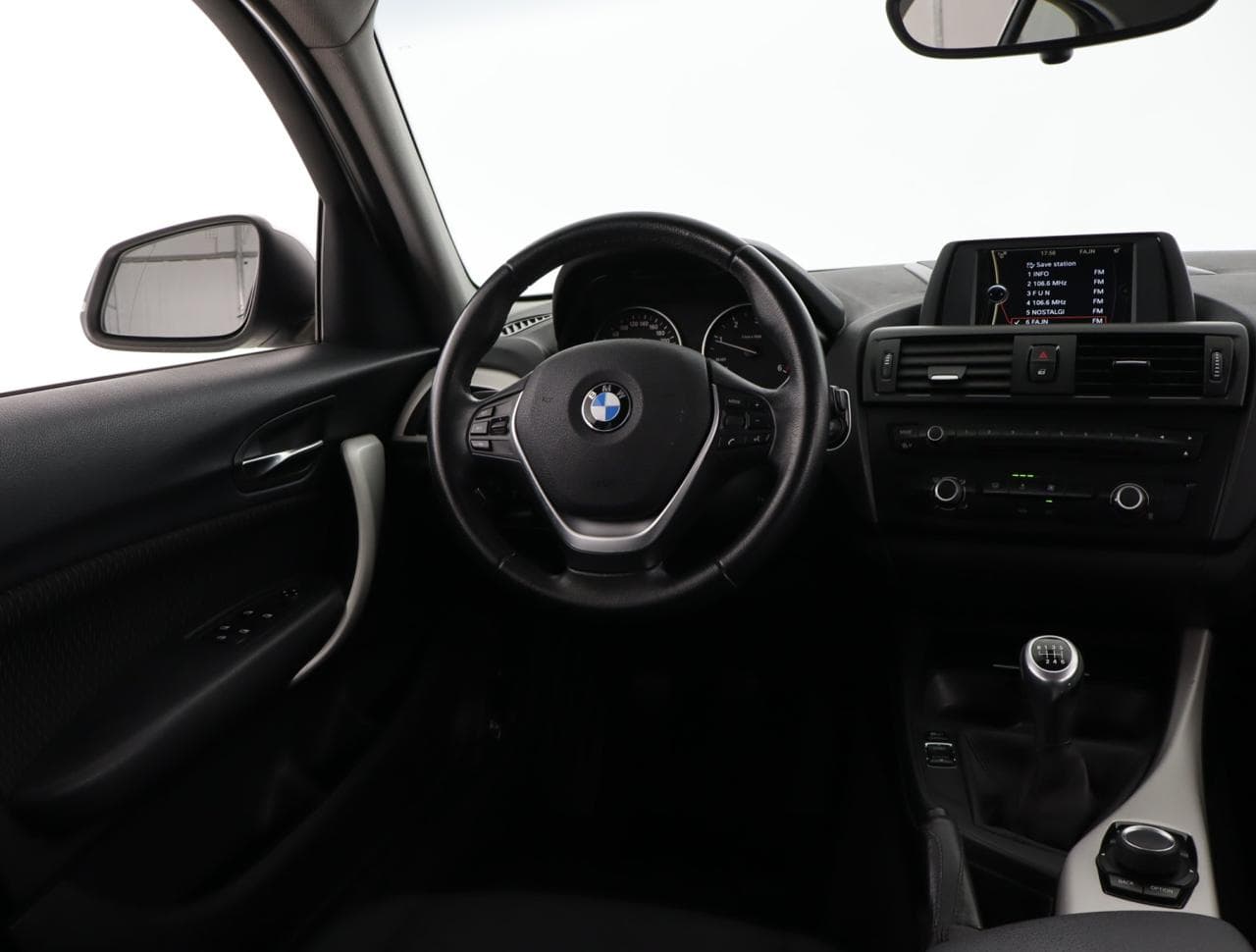 2013 BMW 1-Series - 9