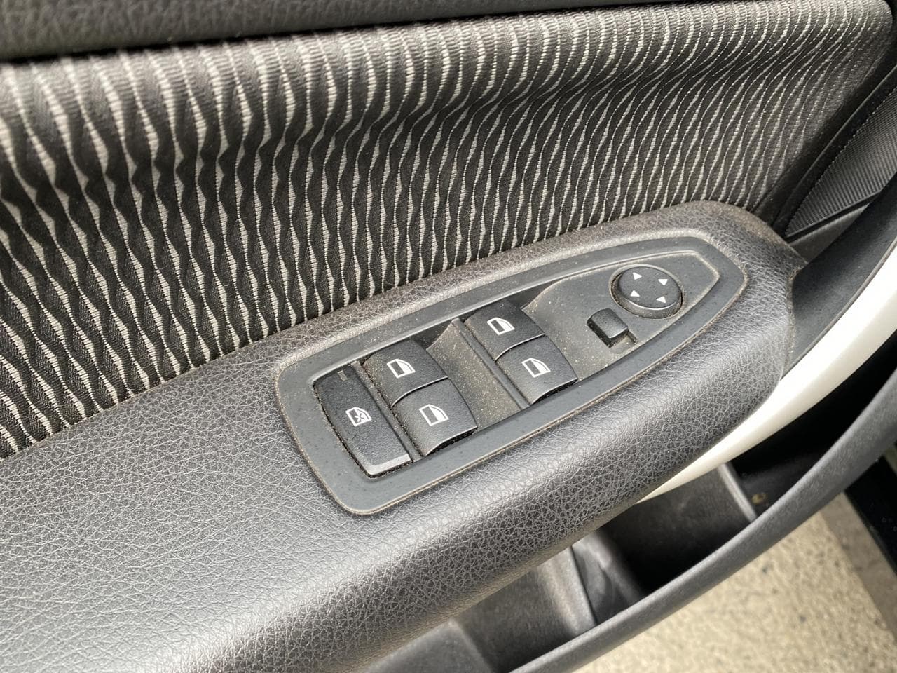 2012 BMW 1-SERIES - 15