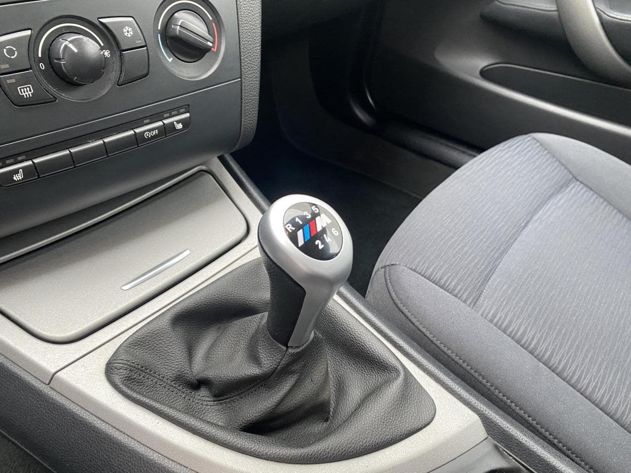 2008 BMW 1-SERIES - 17