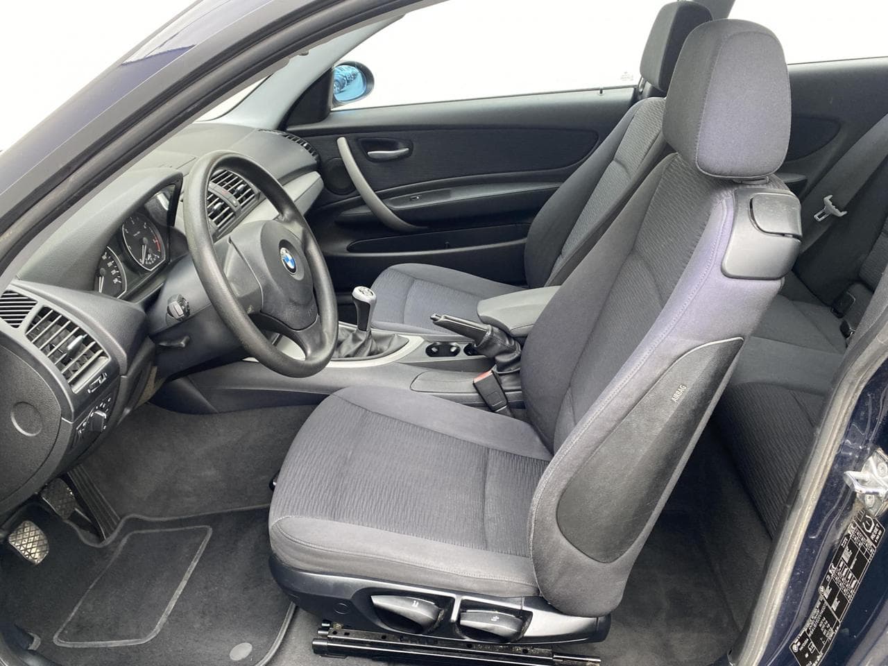 2008 BMW 1-SERIES - 9