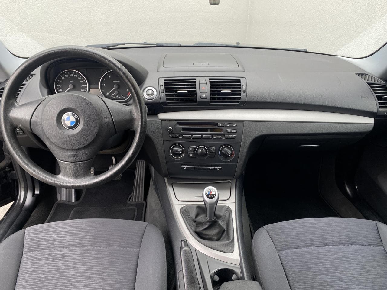 2008 BMW 1-SERIES - 8