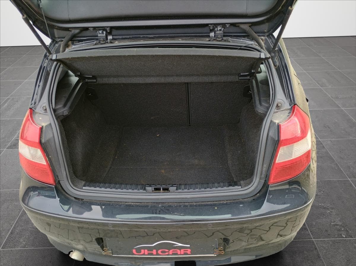 2005 BMW 1-SERIES - 19