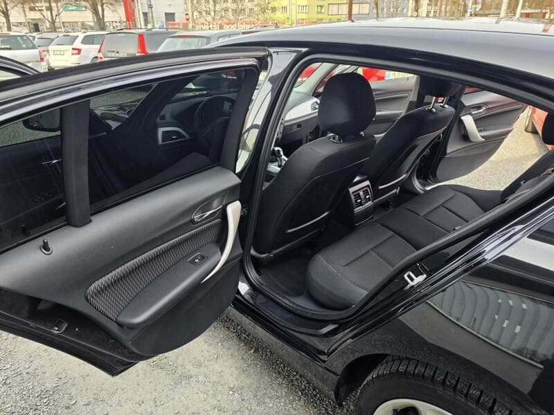 2013 BMW 1-Series - 17