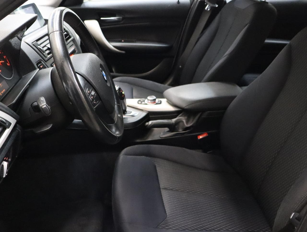 2014 BMW 1-Series - 31