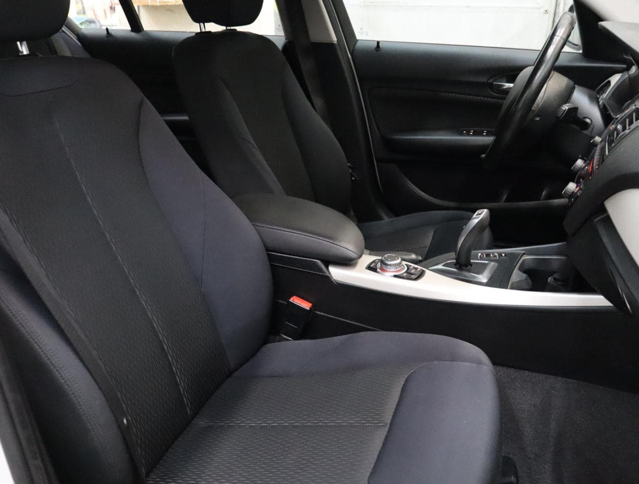 2014 BMW 1-Series - 23