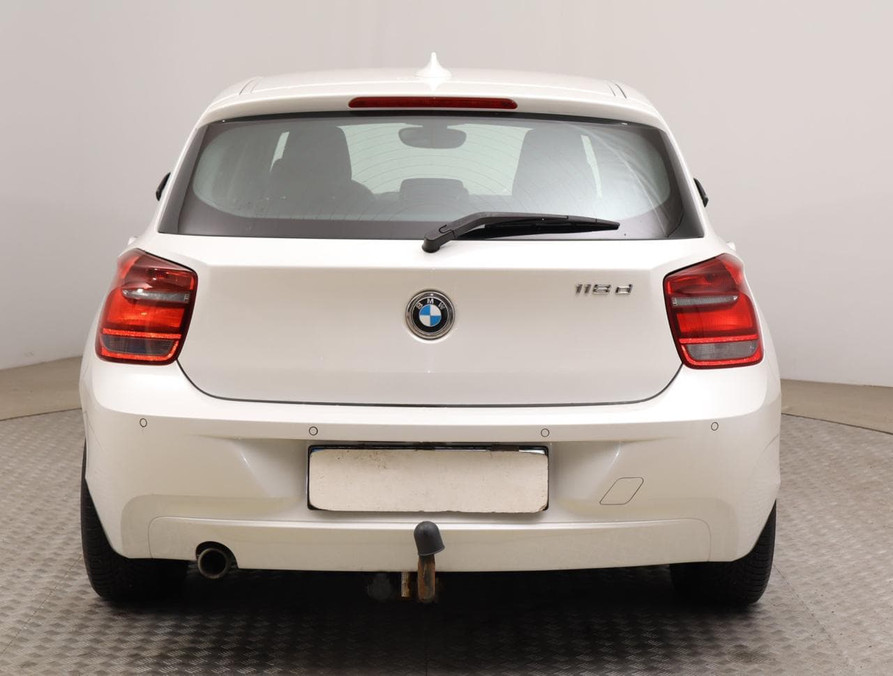 2014 BMW 1-Series - 11