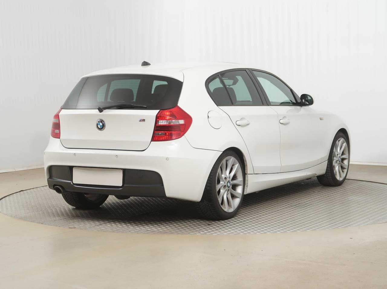 2009 BMW 1-SERIES - 7