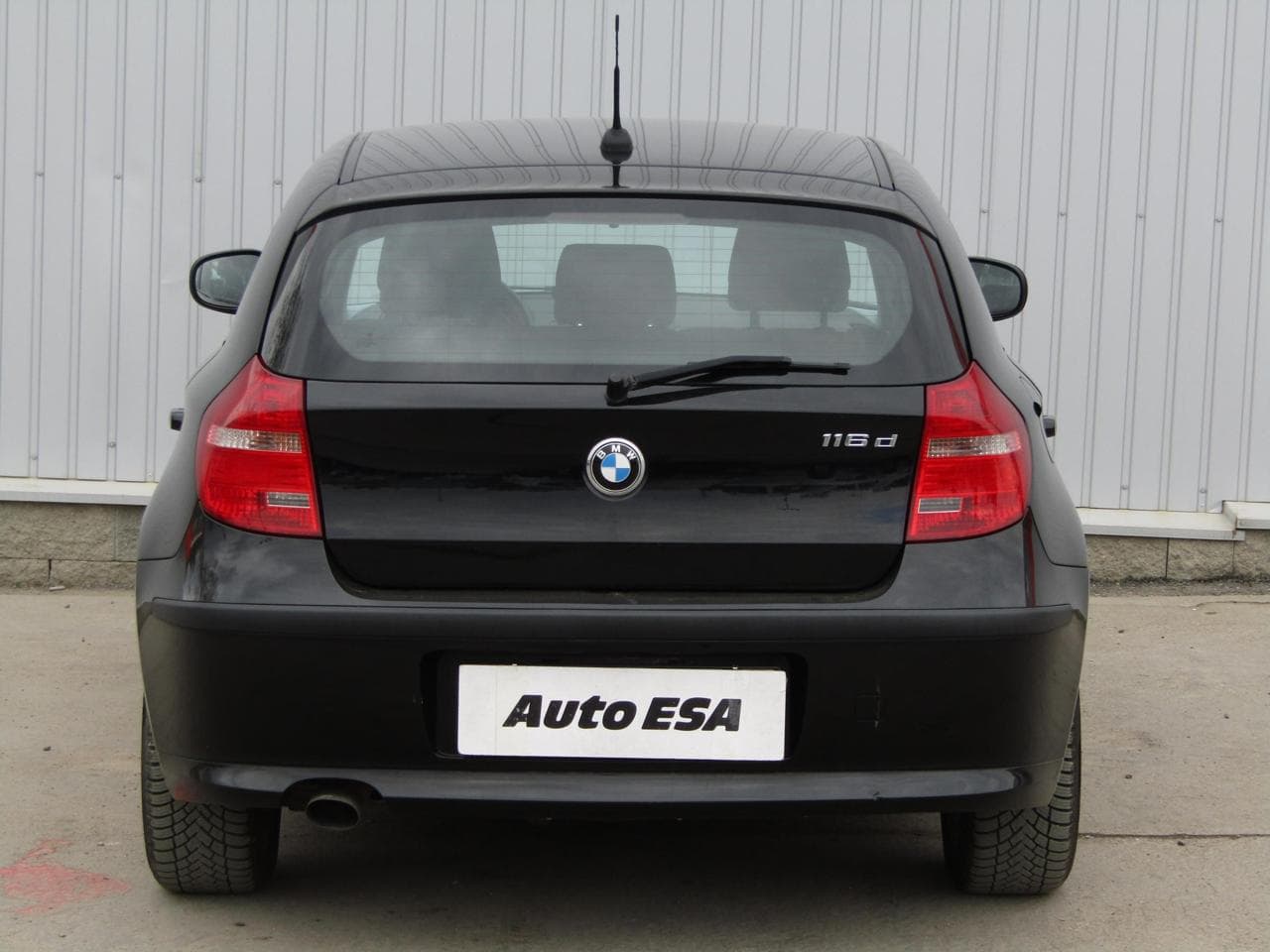 2010 BMW 1-SERIES - 8