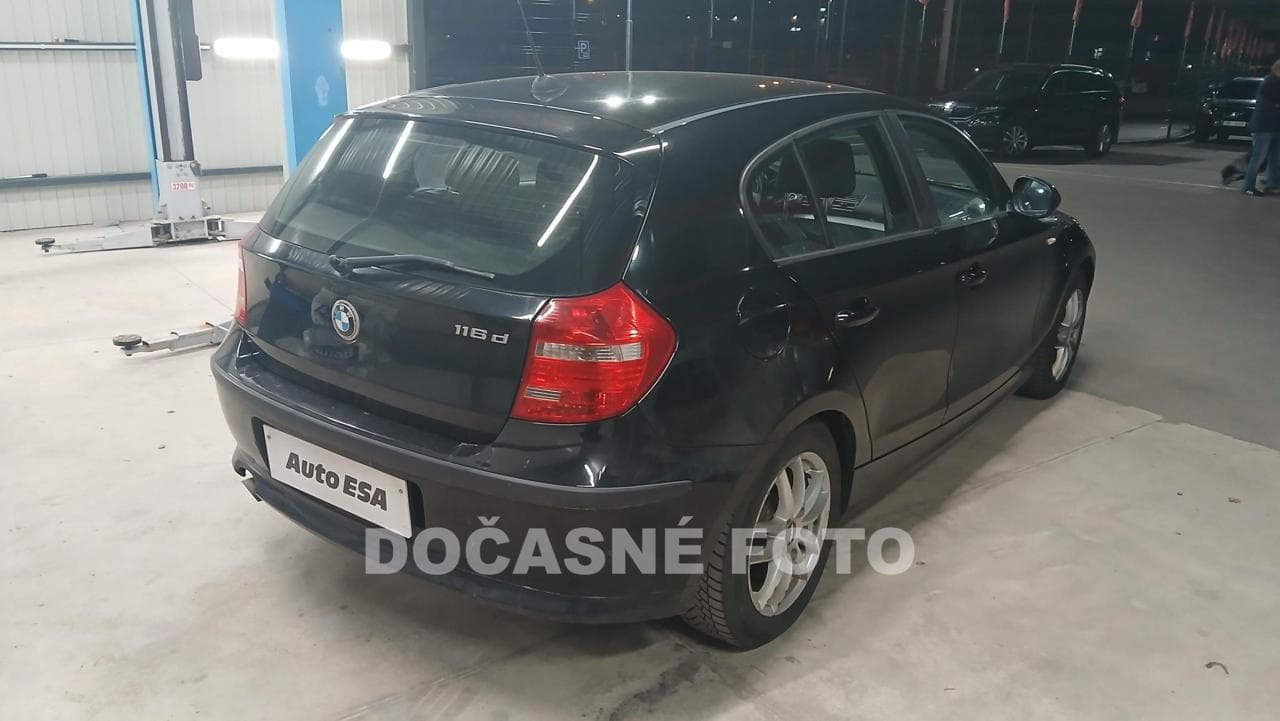 2010 BMW 1-SERIES - 3