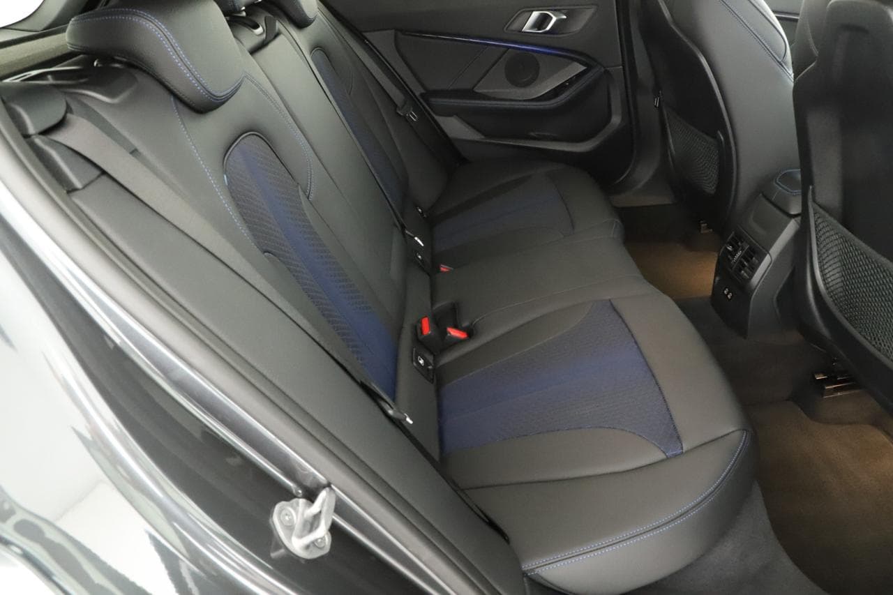 2021 BMW 1-SERIES - 15