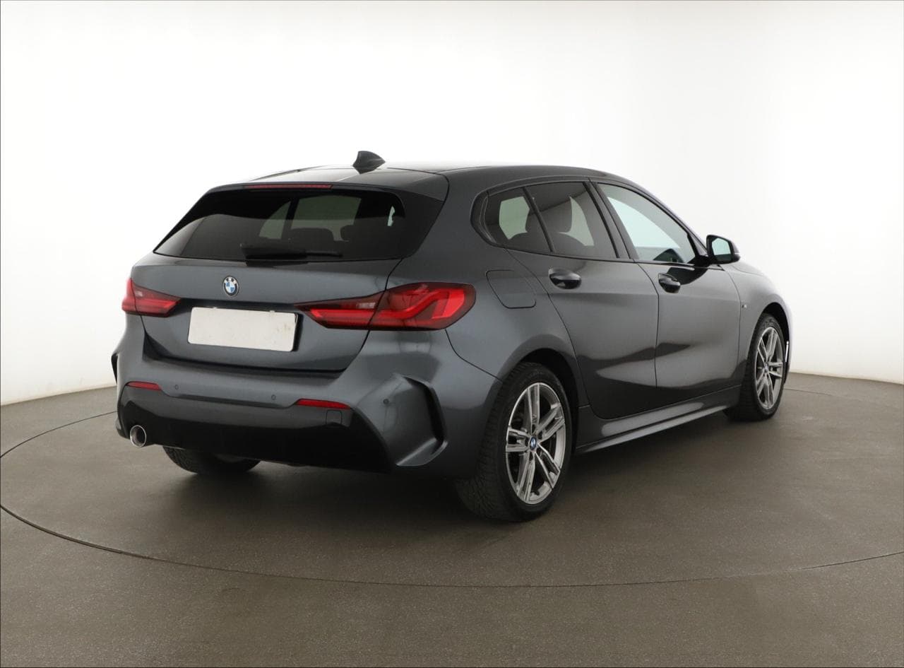 2021 BMW 1-SERIES - 10
