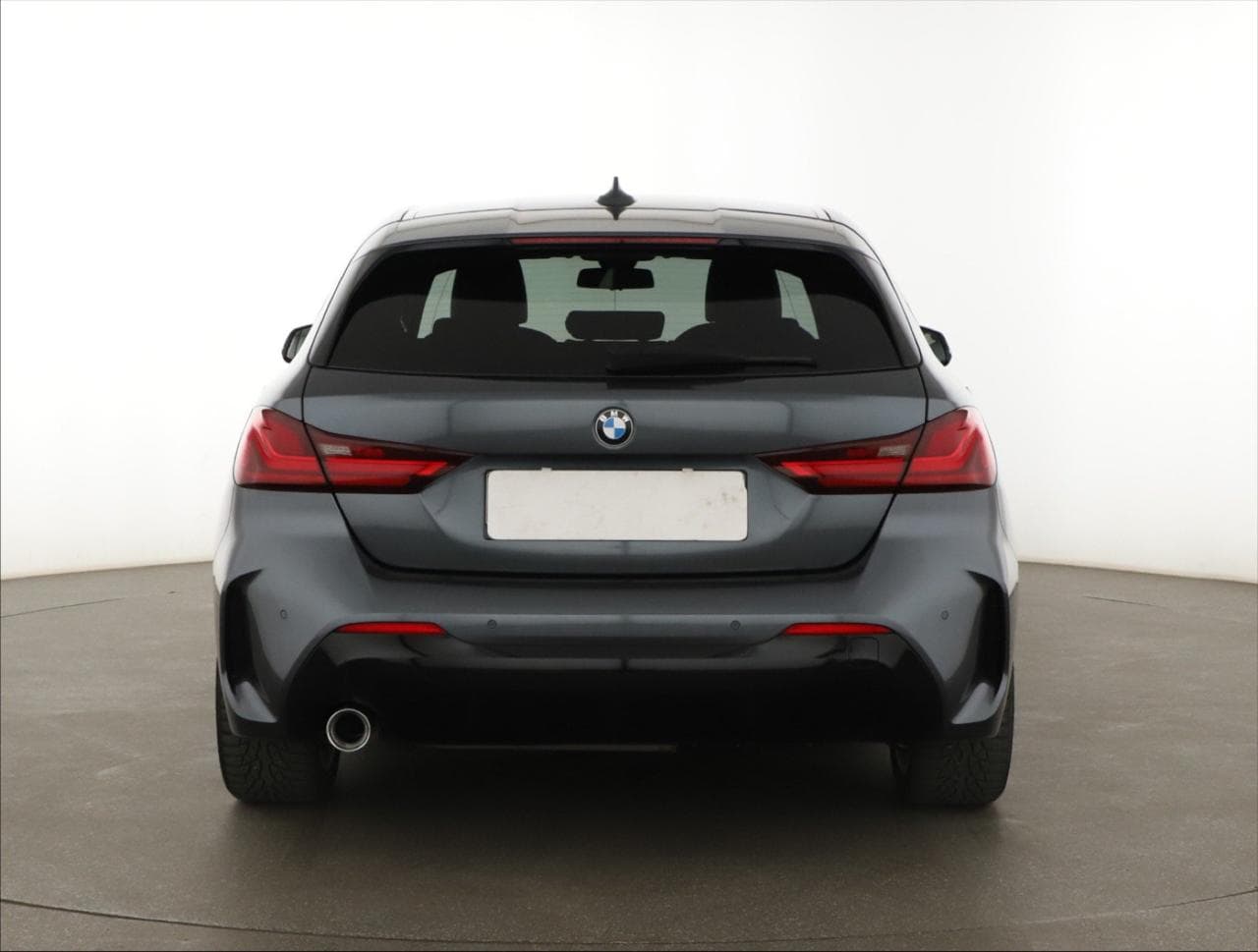 2021 BMW 1-SERIES - 9