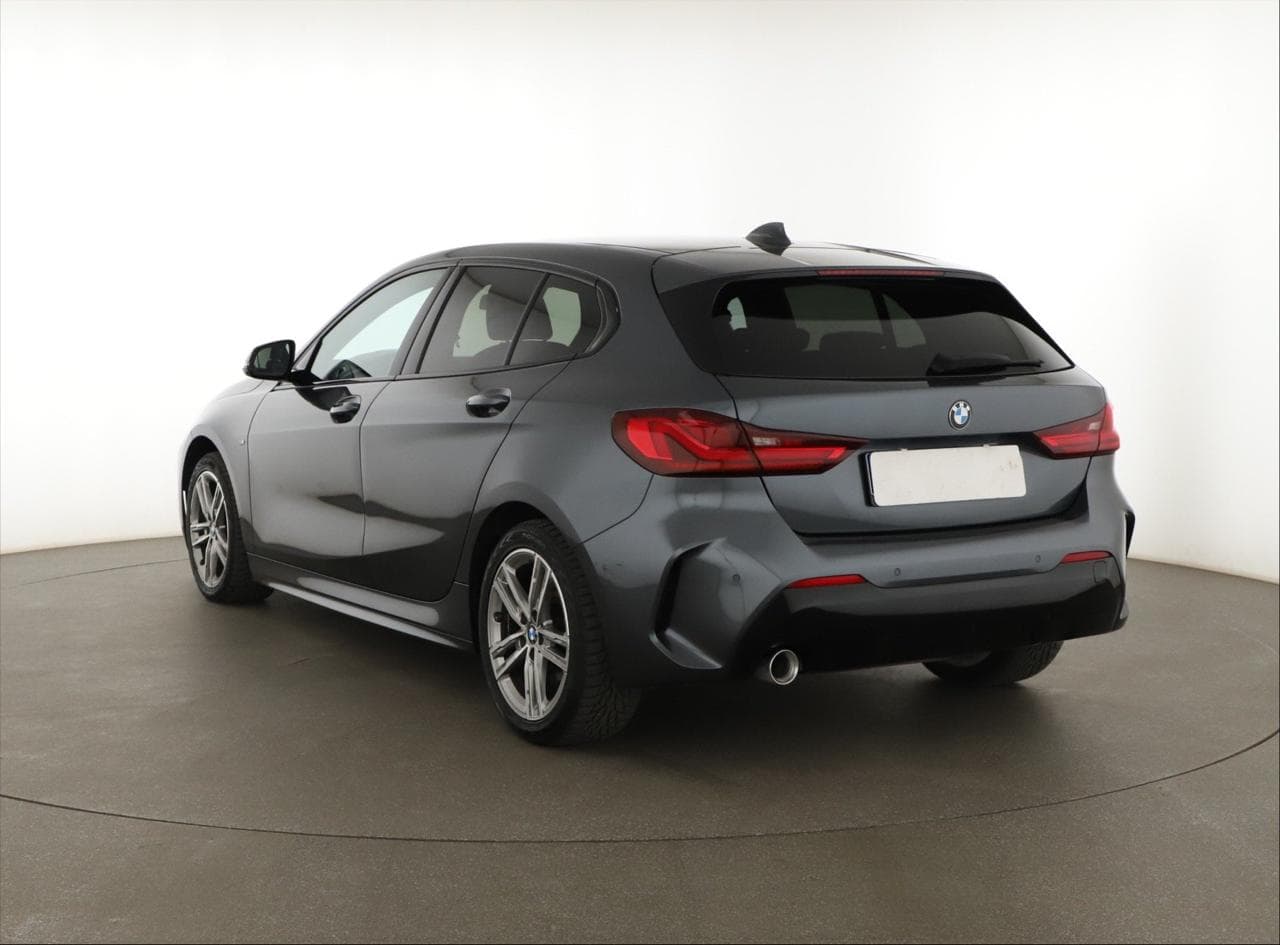 2021 BMW 1-SERIES - 8
