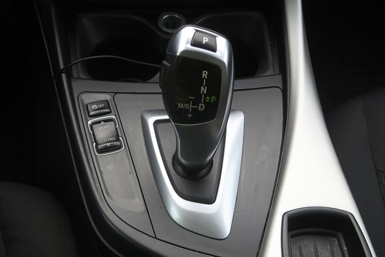 2013 BMW 1-SERIES - 19