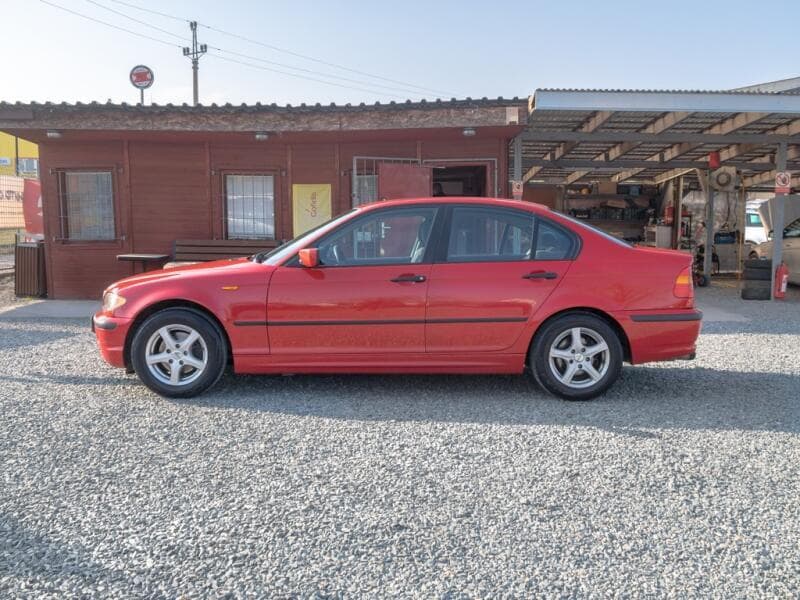 2003 BMW 3-Series - 15