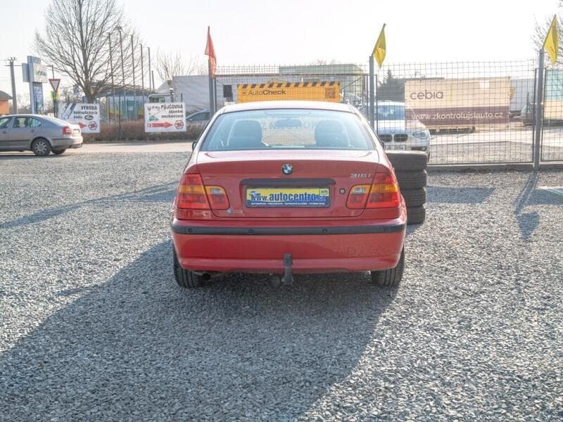 2003 BMW 3-Series - 11