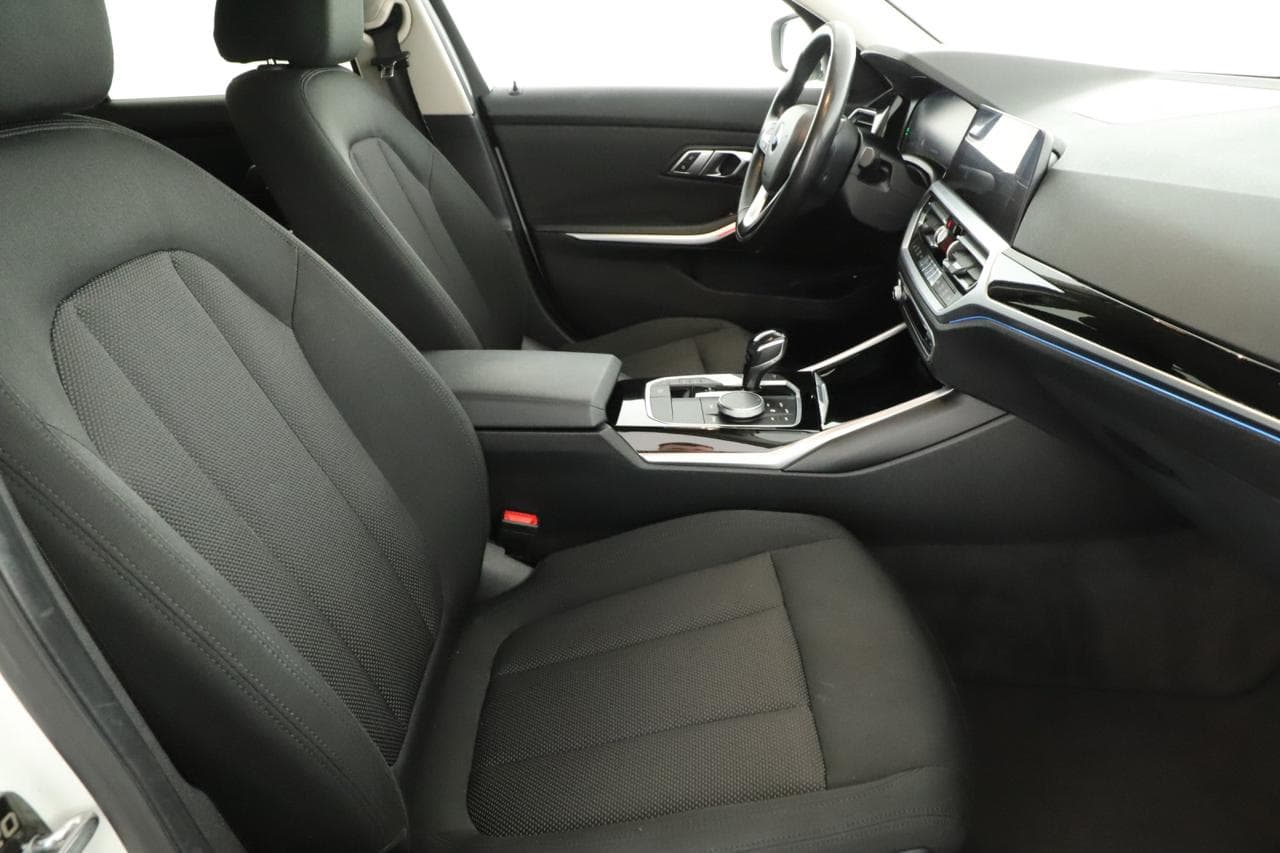 2019 BMW 3-SERIES - 10