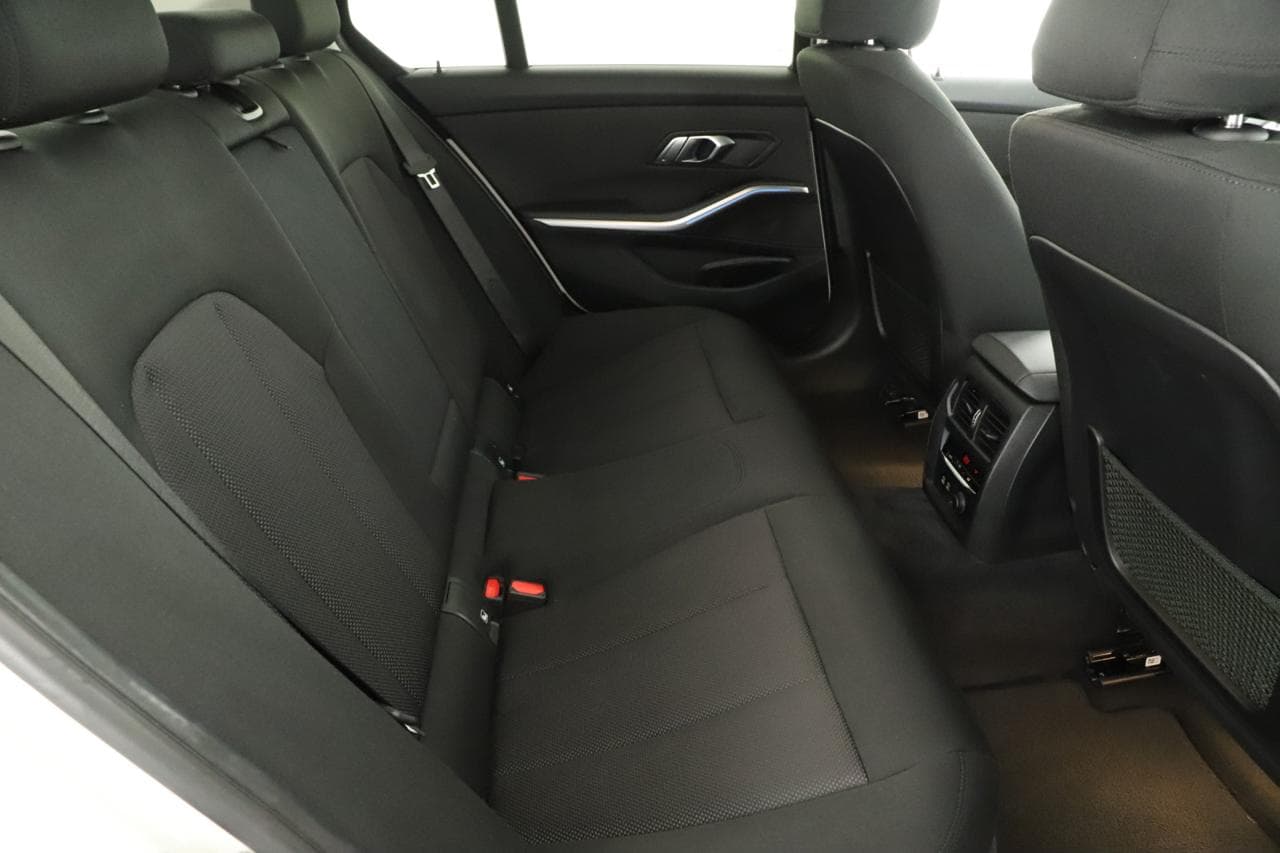 2019 BMW 3-SERIES - 11
