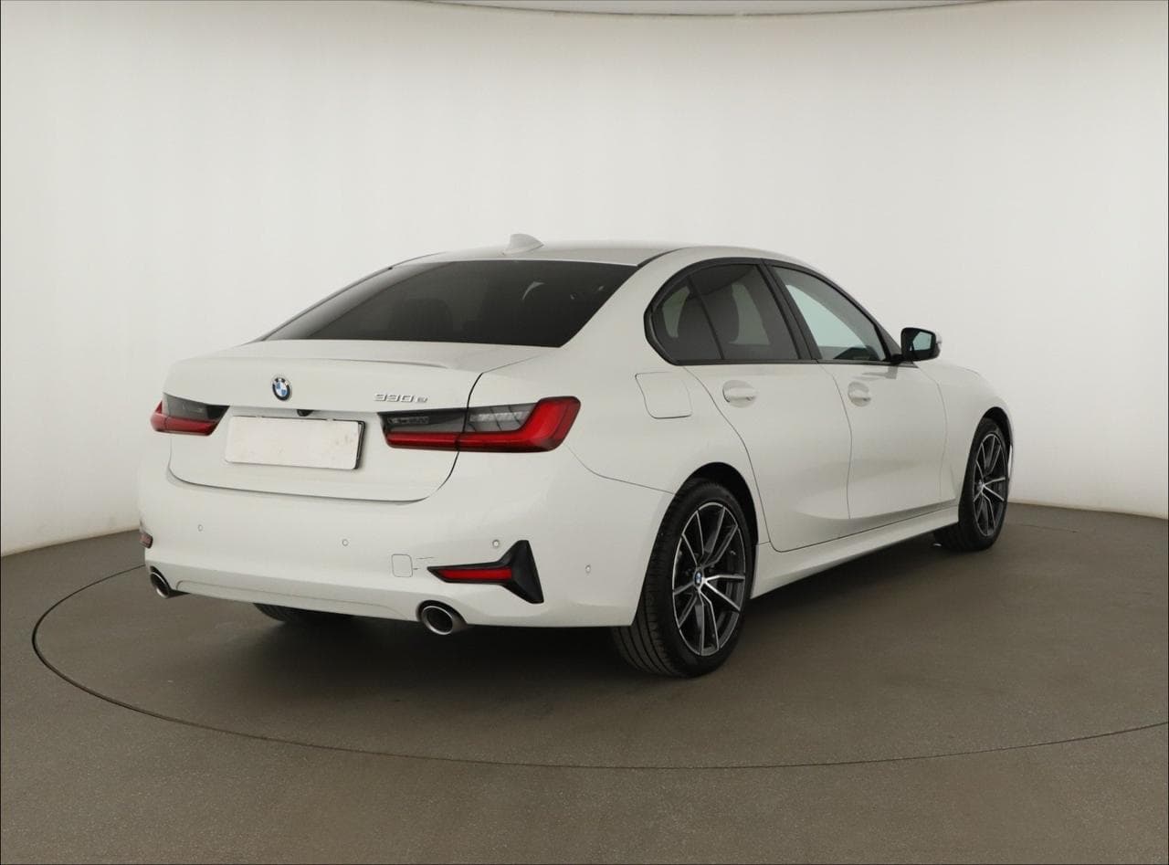 2019 BMW 3-SERIES - 7