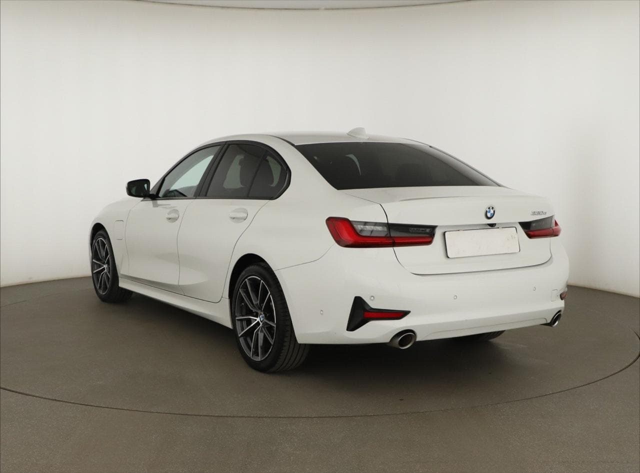 2019 BMW 3-SERIES - 5