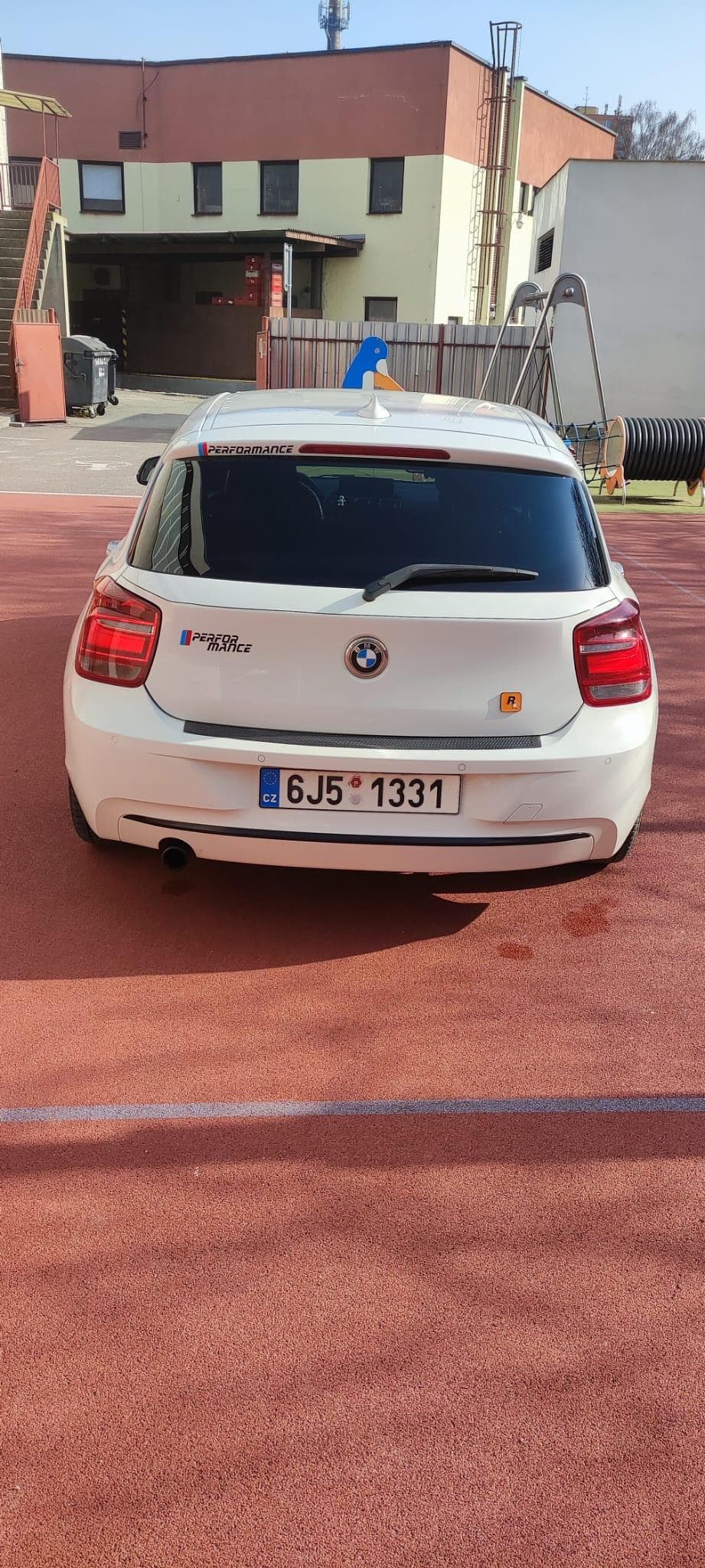 2012 BMW 1-SERIES - 5