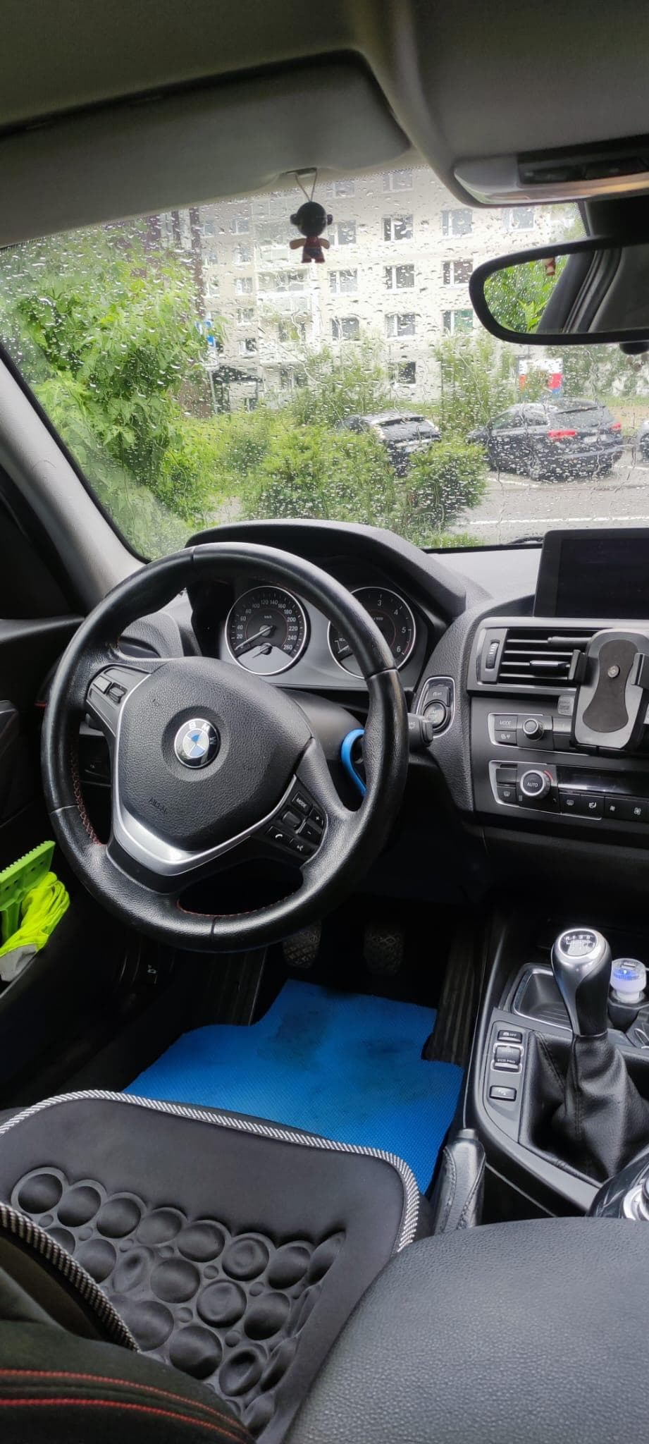 2012 BMW 1-SERIES - 9