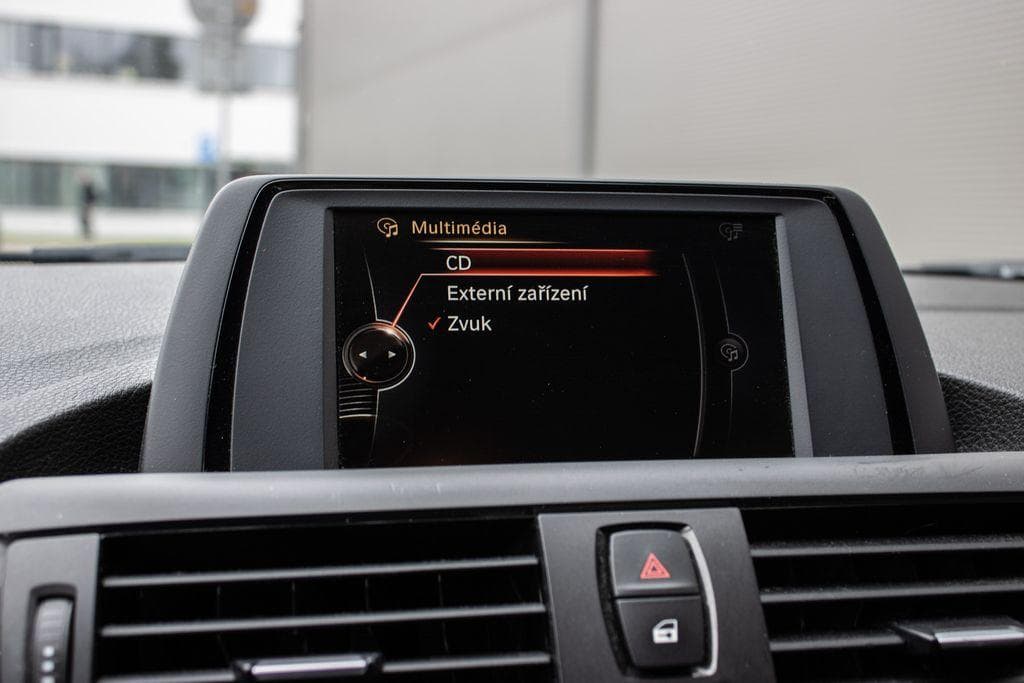 2015 BMW 1-SERIES - 17