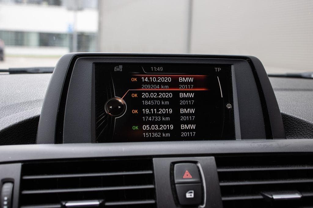 2015 BMW 1-SERIES - 18
