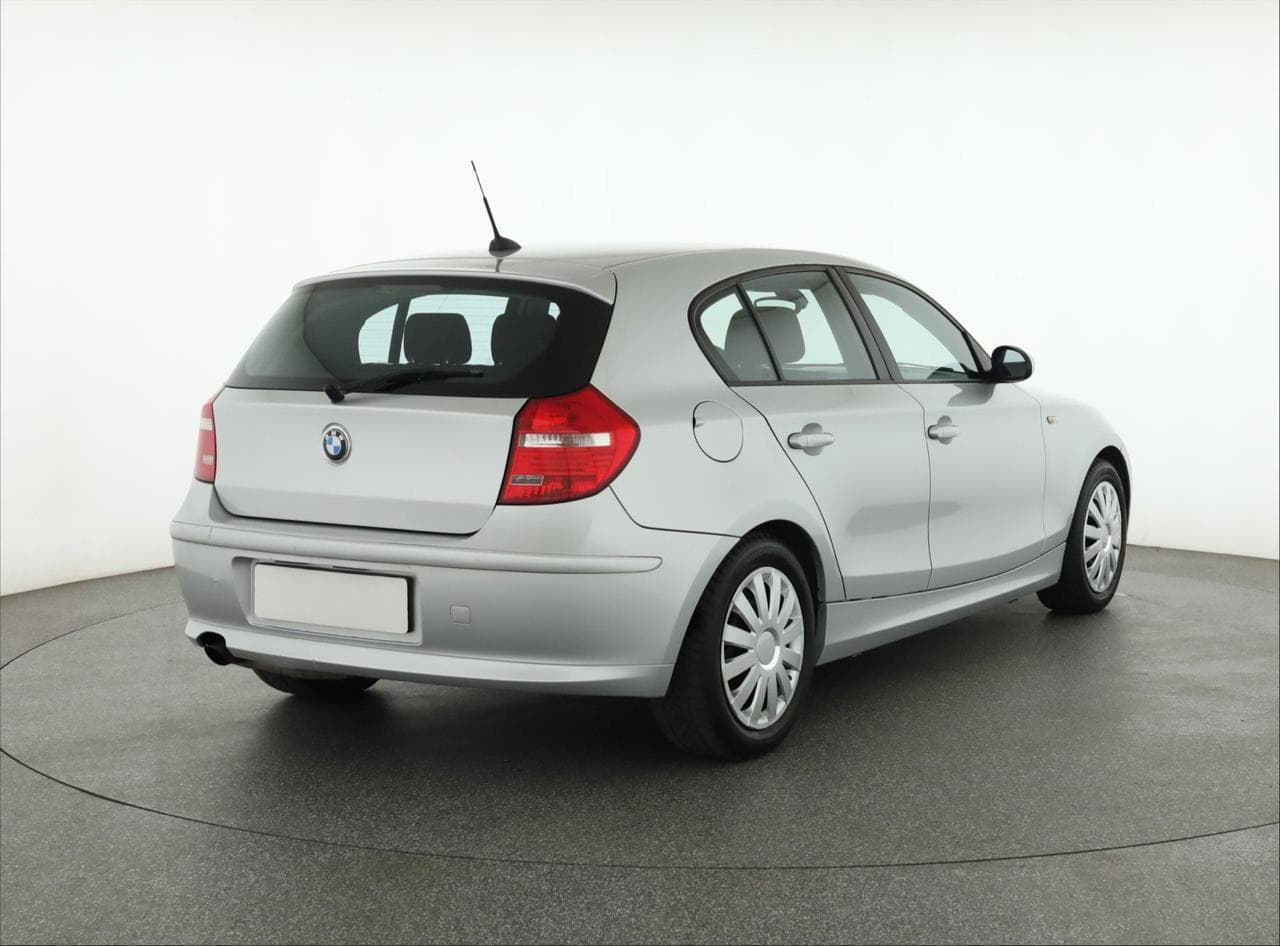 2009 BMW 1-SERIES - 7