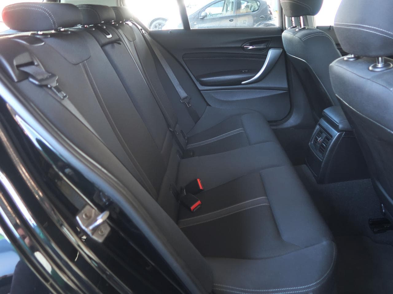 2016 BMW 1-SERIES - 19
