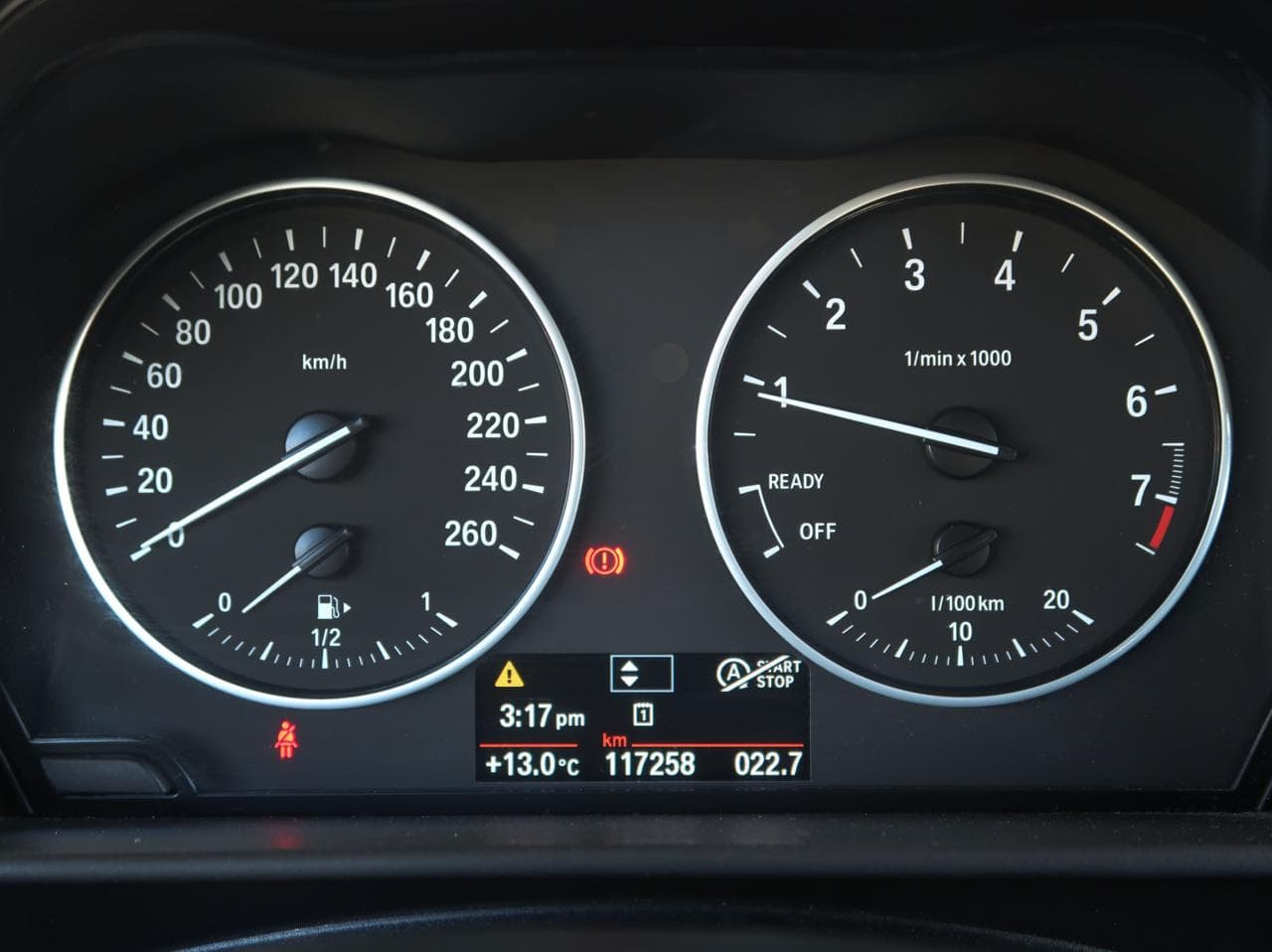 2016 BMW 1-SERIES - 27