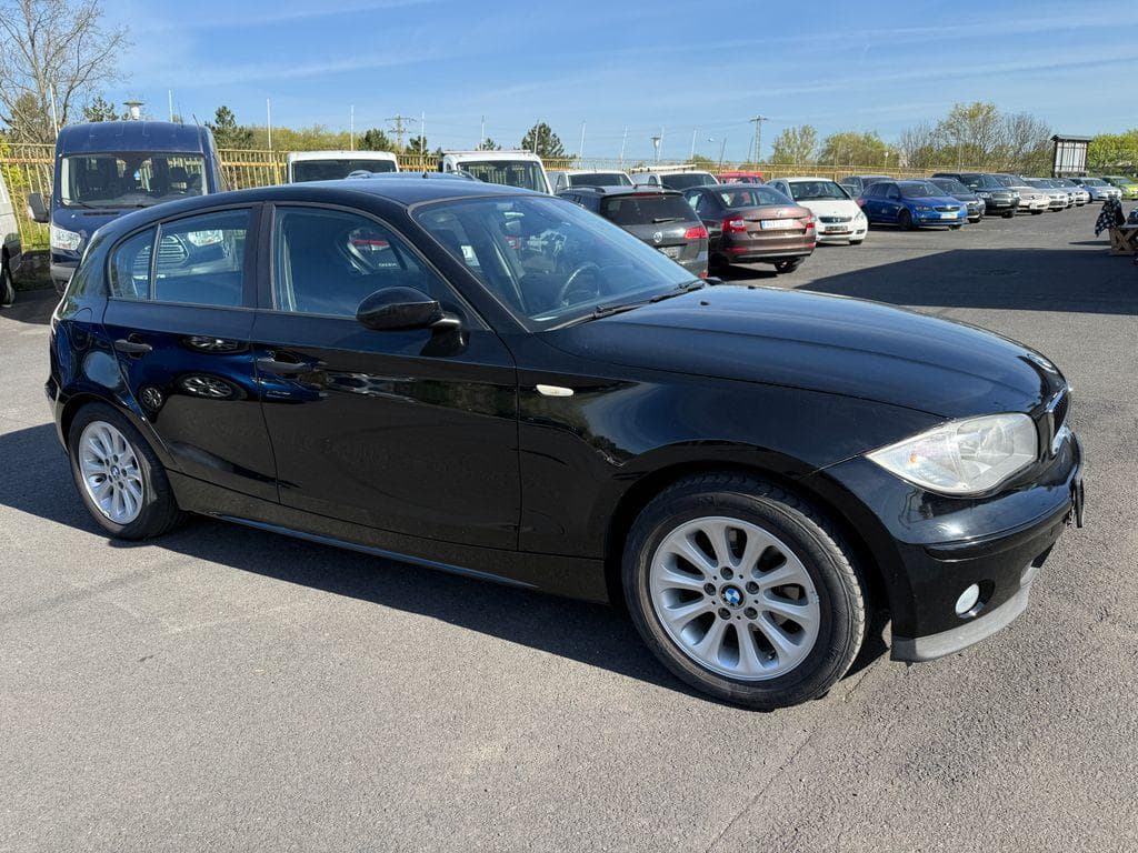 2005 BMW 1-SERIES - 3