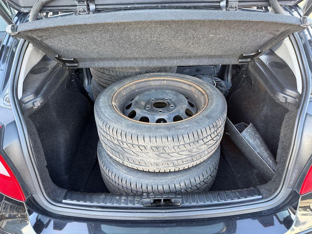2005 BMW 1-SERIES - 14