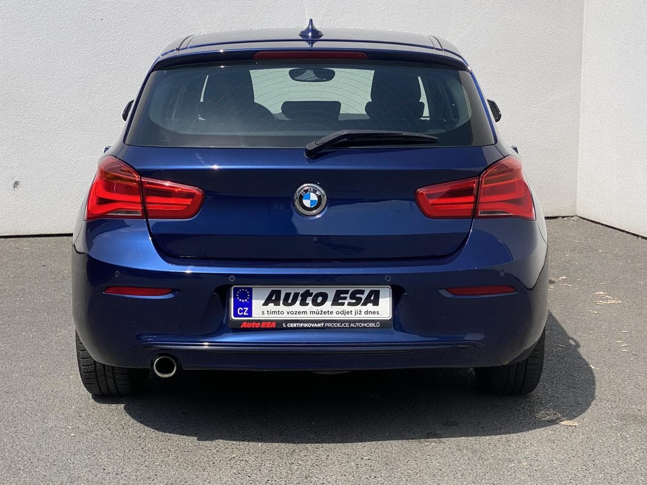 2018 BMW 1-SERIES - 5