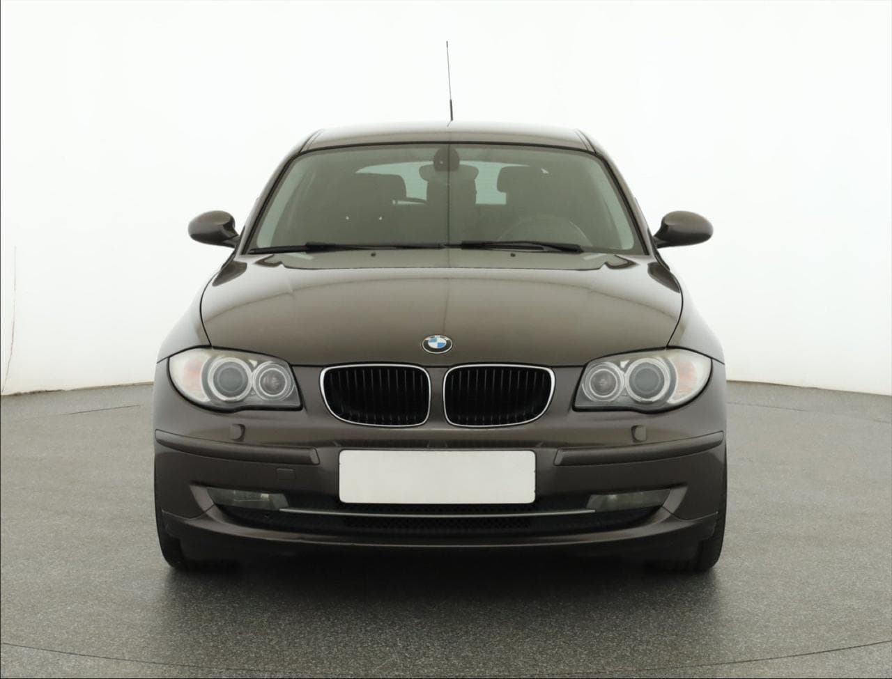 2009 BMW 1-SERIES - 2