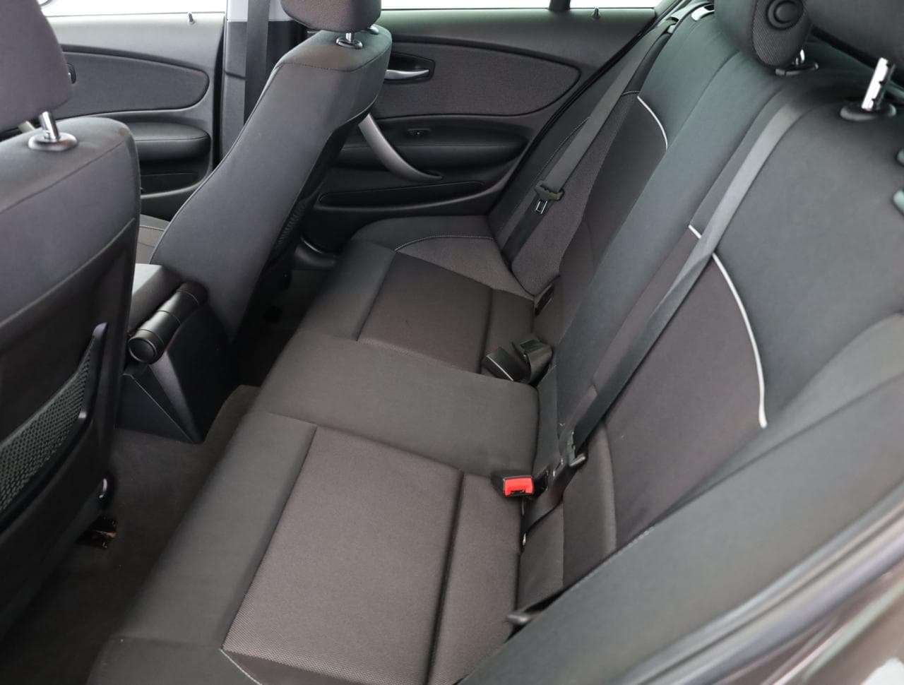 2009 BMW 1-SERIES - 12